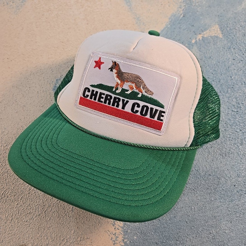 VTG Cherry Cove CA Fox Trucker  Hat Mesh Snapback Green Whte Otto California Fox